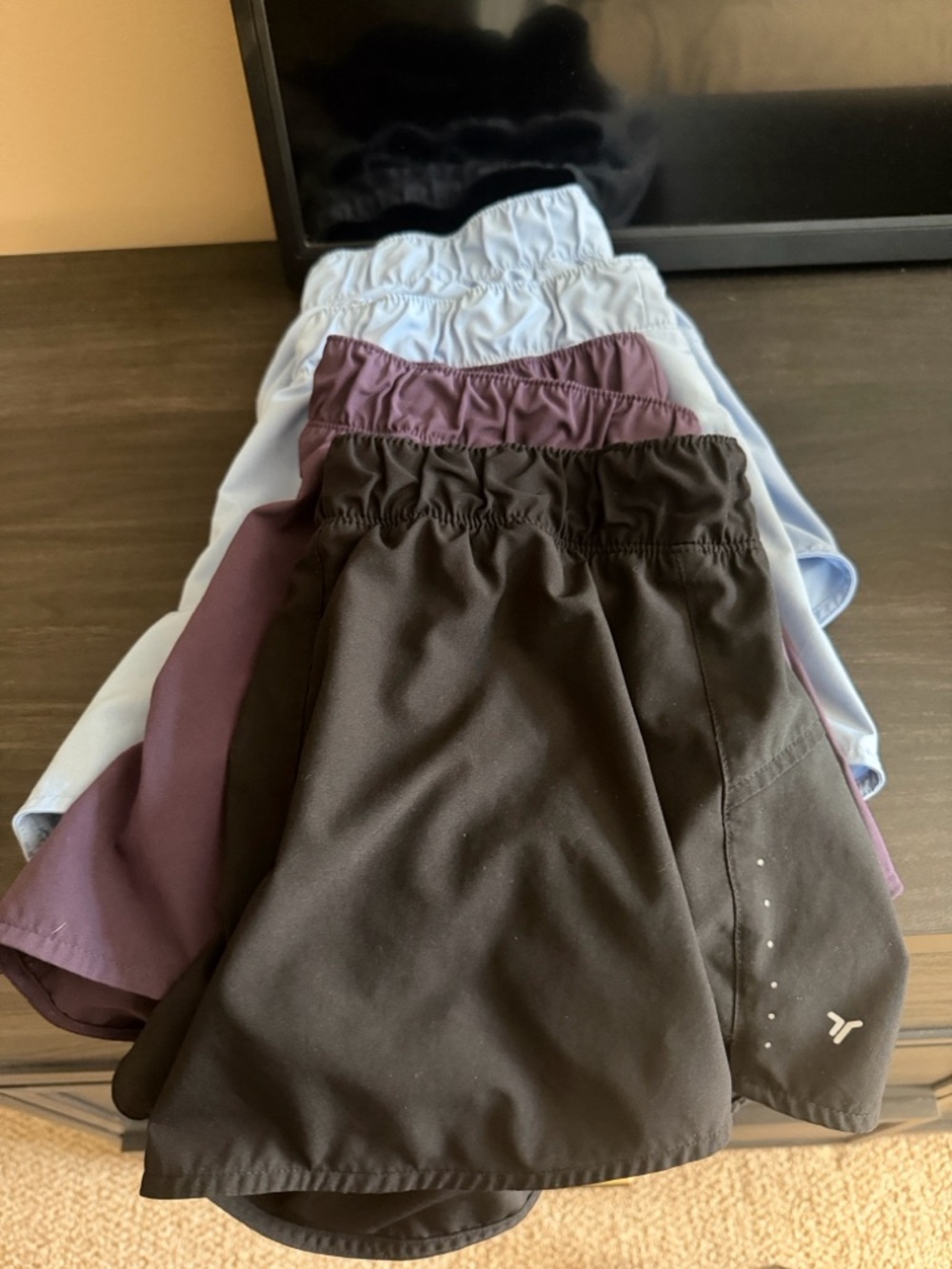 4 Old Navy Women's Athletic Shorts